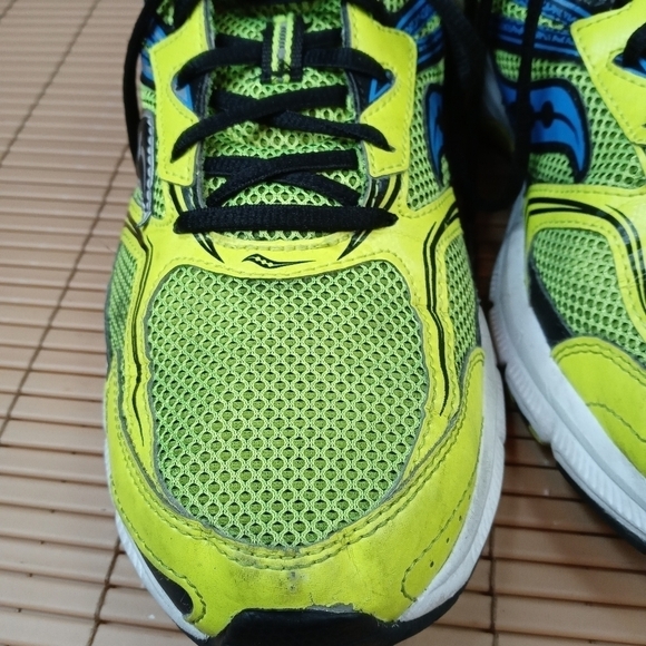 Saucony Cohesion 9 Mens  yellow Blue Black Running main image 8